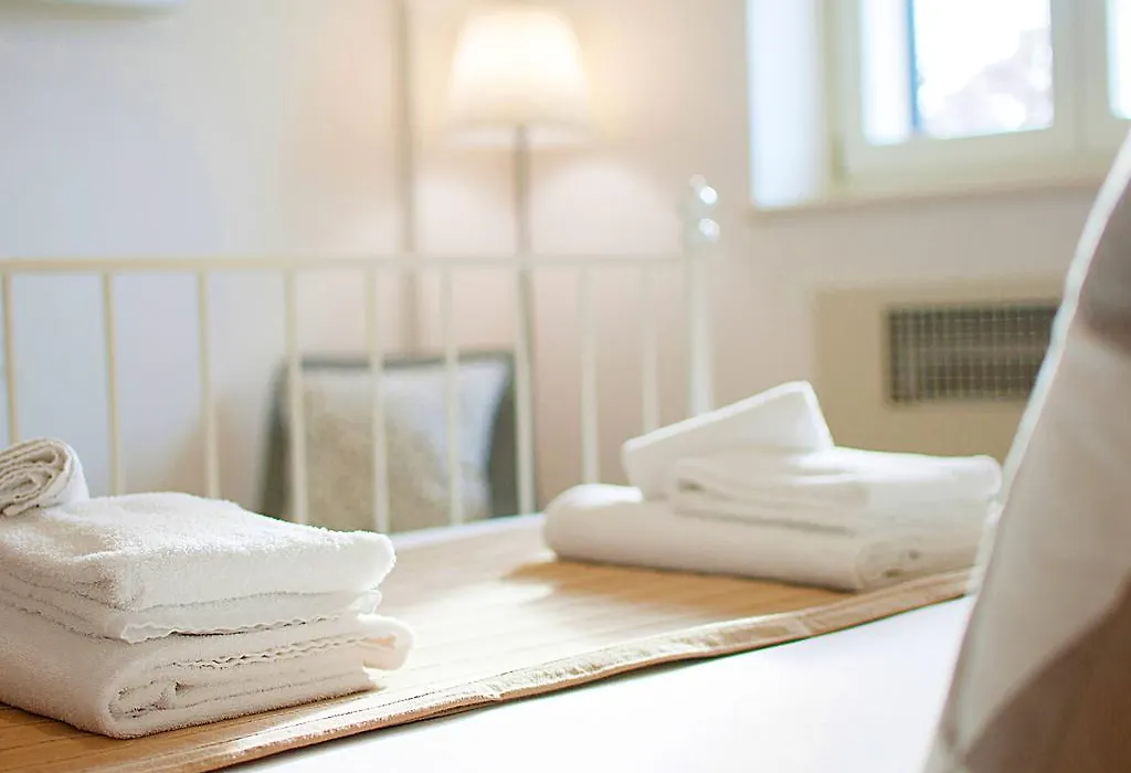 B&B Lamie Di Olimpia-1